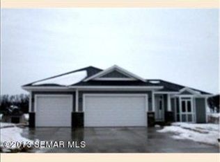 1750 Wood Duck Ln, Owatonna, MN 55060