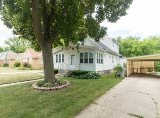 5827 N 40th St, Milwaukee, WI 53209