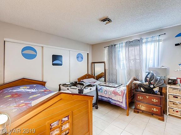 5th image of 3606 Anthony Dr