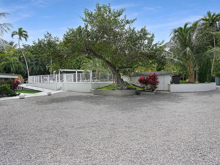2249 Lazy Ln — Photo 89