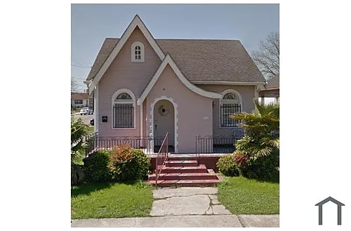 2802 Castiglione St Photo 1