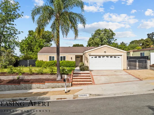 28031 Meadowcreek Rd, Santa Clarita, CA 91351