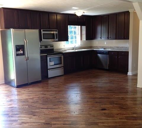 2nd image of 1131 Little Creek Ln