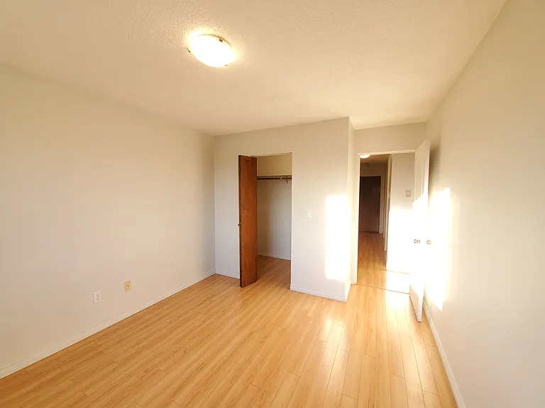 5135 Newton St — Photo 27