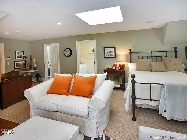 20 Grassy Plains Rd — Photo 10