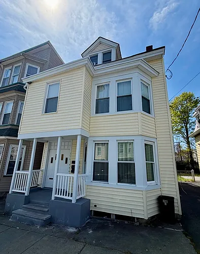 356 Pacific St Photo 1