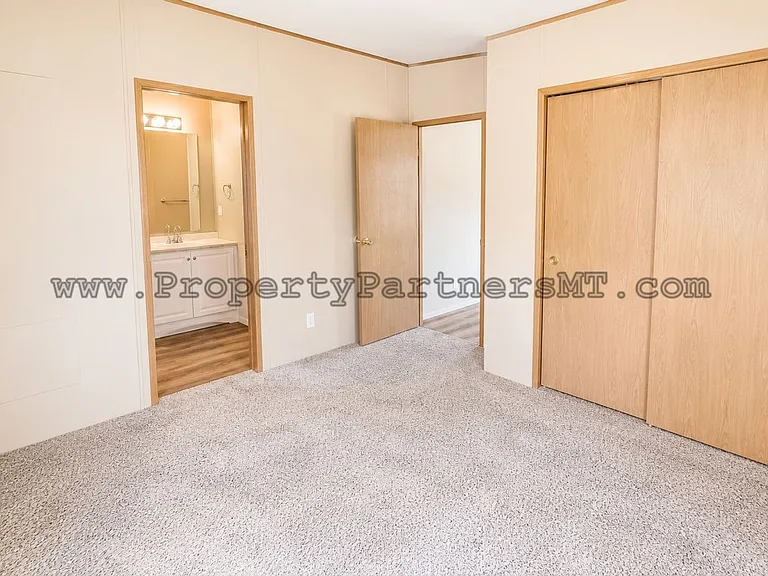 115 Sunlight Ave — Photo 10