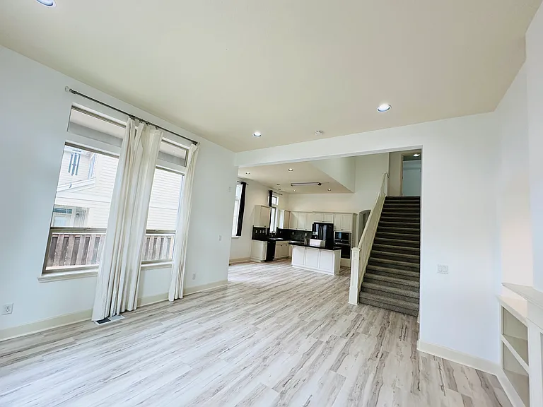 16756 NW Canton St — Photo 15