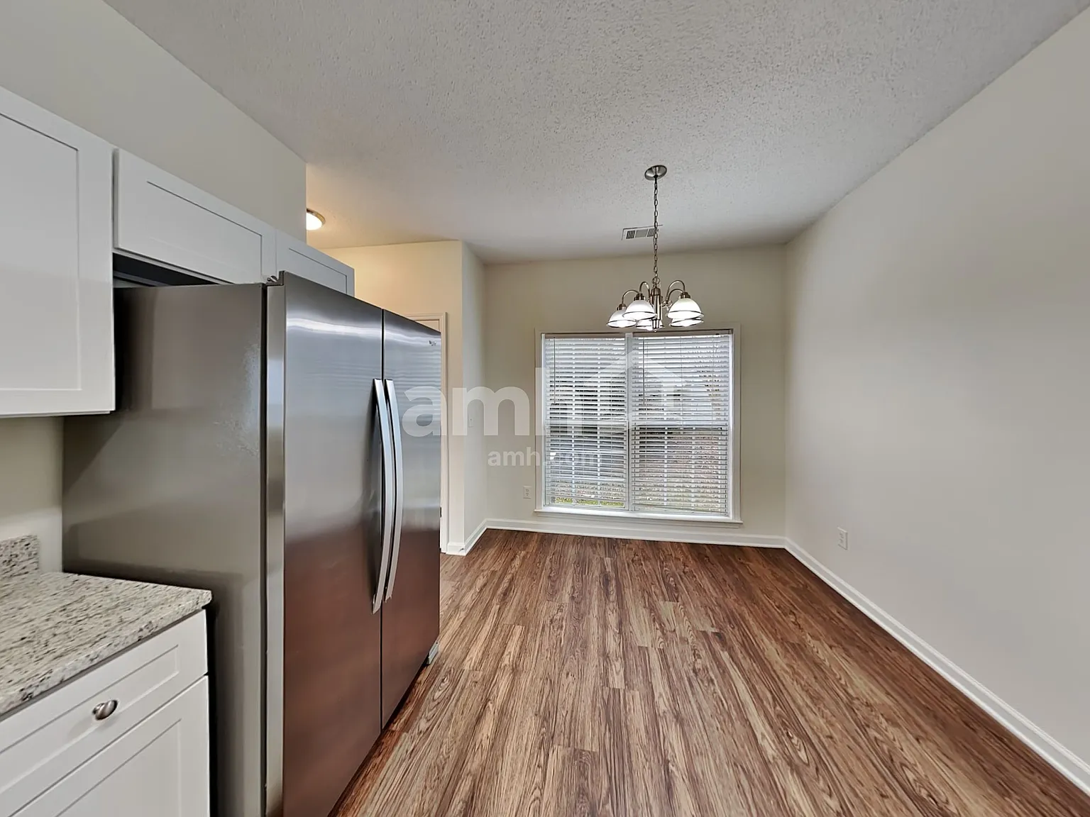 3 bed, 2.0 bath, 1855 sqft, $2,450 — Photo 4