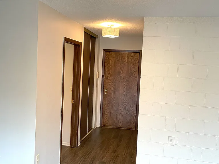 2500 Colfax Apartments — Photo 17