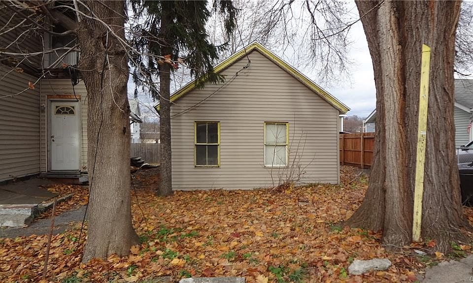 1st image of 213 Ashworth Pl