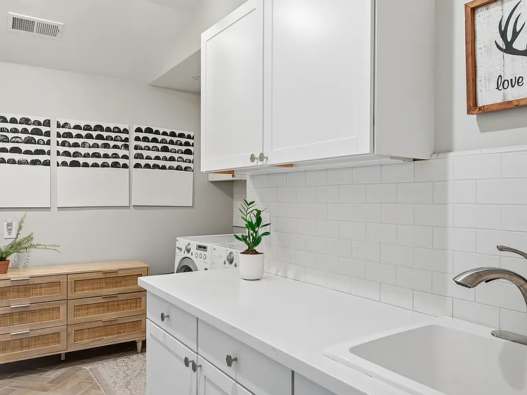 Deer Trail Pl — Photo 21