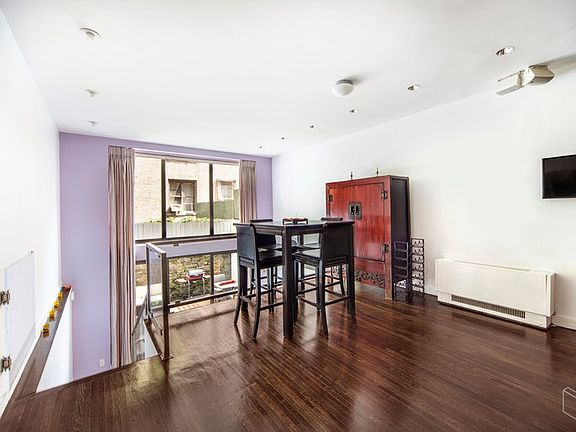 4th image of 155 W 80th St APT 1B