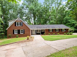 1105 Wilkins Dr, Sanford, NC 27330