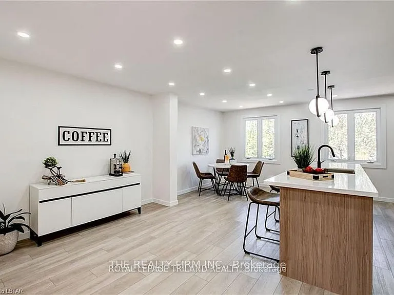130 Appel St — Photo 15