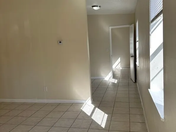 9243 Overlook Dr APT A, Tampa, FL 33617