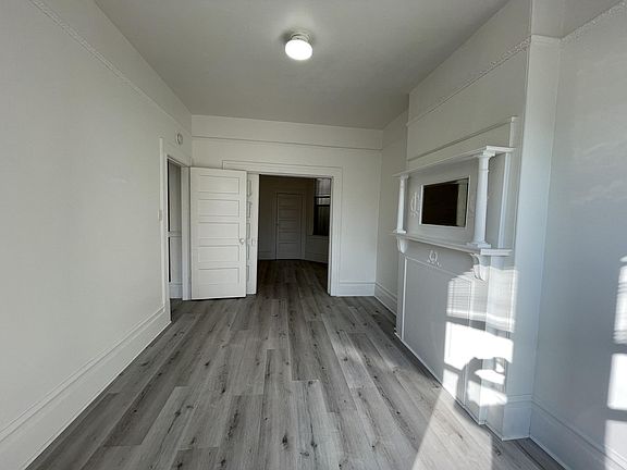 3rd image of 736 14th St #B