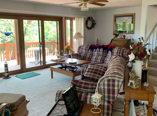 1901 Paradise Landing Rd, Kimberling City, MO 65686