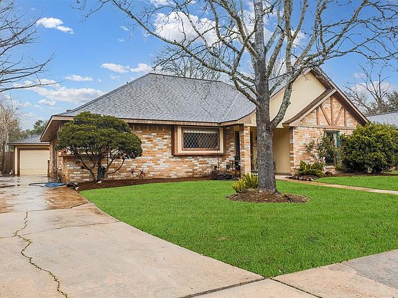 2nd image of 21430 Park Royale Dr