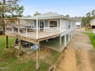 6089 Kiowa St, Kiln, MS 39556