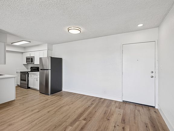 4th image of 525 E Saint Louis Ave #0c6ad5c50