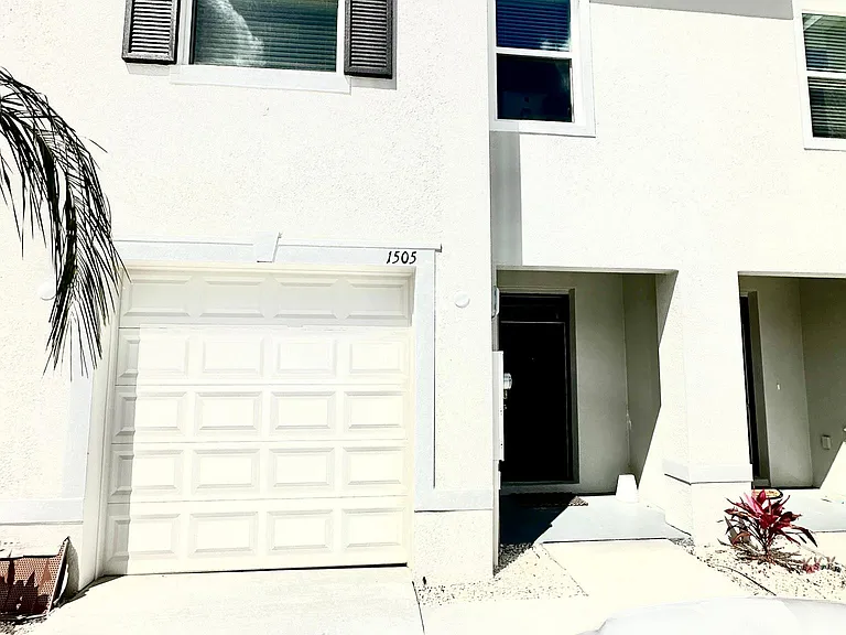 1505 Colt Creek Pl — Photo 1