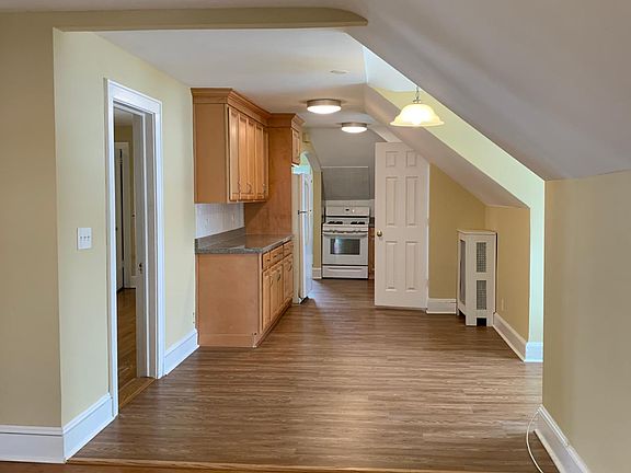 2nd image of 224 Hayward St #3