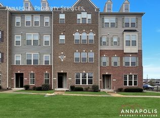 8040 Orchard Grove Rd, Odenton, MD 21113