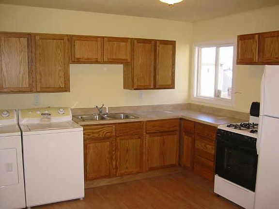 2nd image of 3247 N Donald Ave