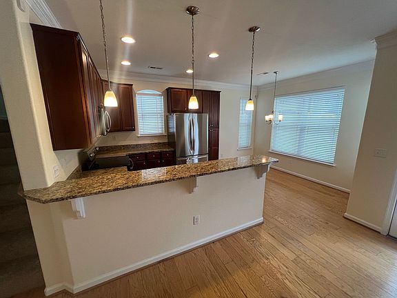 4th image of 5501 Curtis Breathwaite Ln