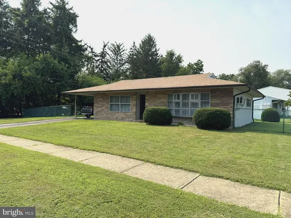 25 Kollman Dr, Newark, DE 19713