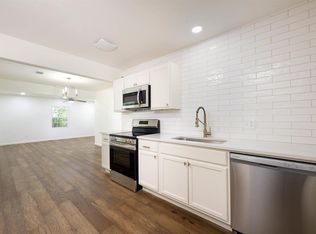 205 W Douglas Dr, Midwest City, OK 73110