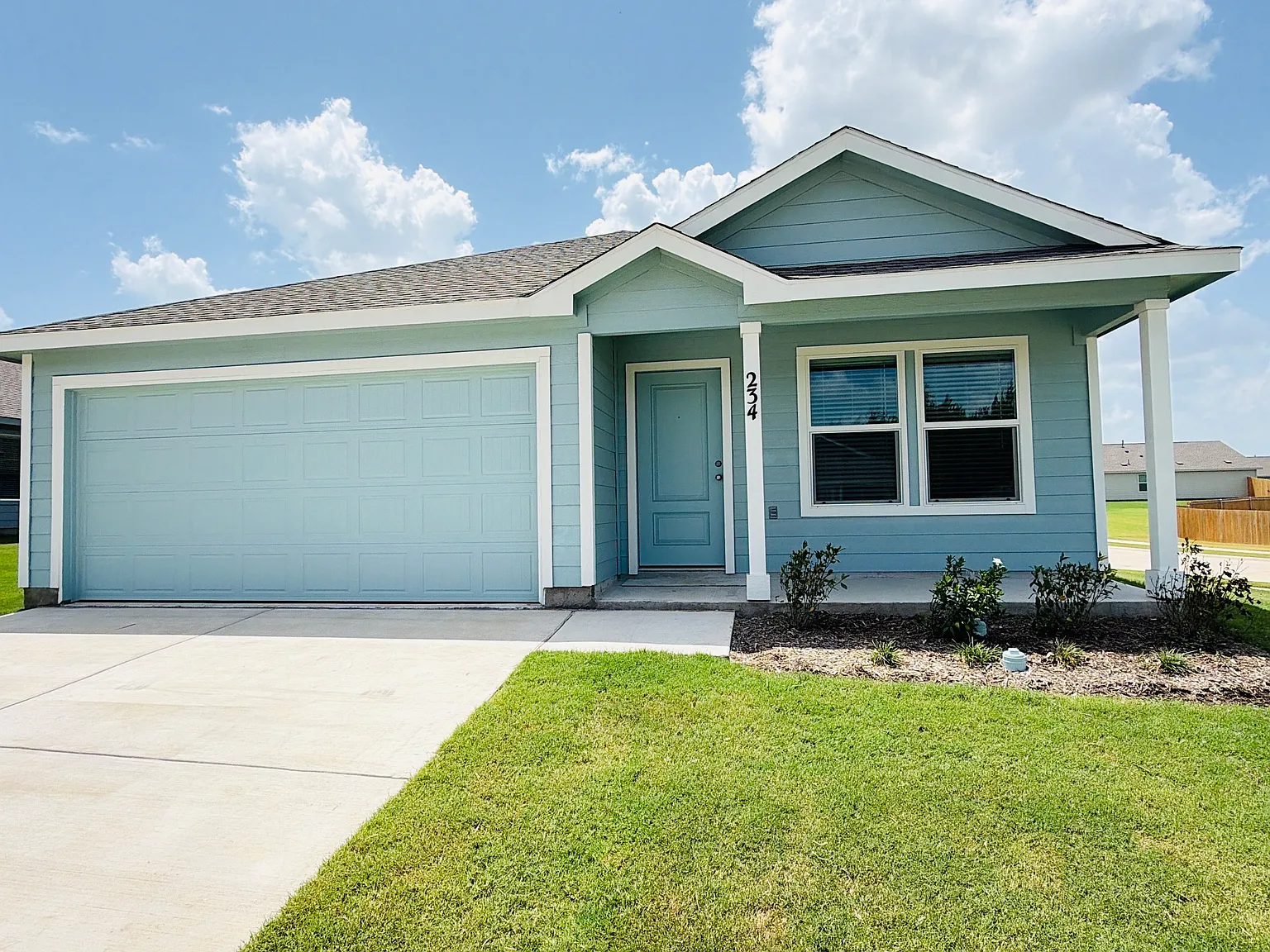 3 bed, 1474 sqft, $1,775 — Photo 2