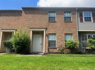 2474 Mason Village Ct, Columbus, OH 43232