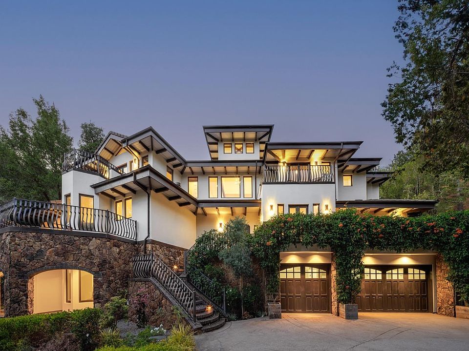 1st image of 16 Sheridan Court