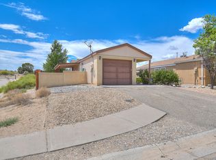 1760 Lee Loop NE, Rio Rancho, NM 87144