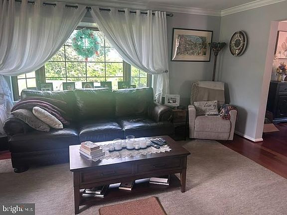 4th image of 9 Dunswell Dr