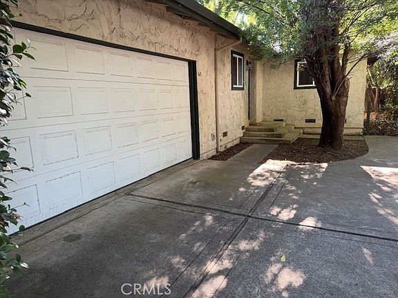2nd image of 1022 Linden St