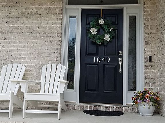 5th image of 1049 Garden Club Way