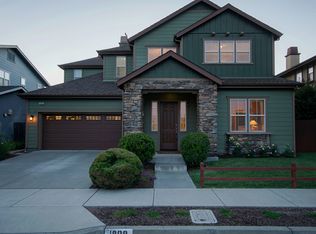 1809 Murrieta Dr, Petaluma, CA 94954