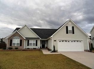 407 Brunswick Dr, Jacksonville, NC 28546