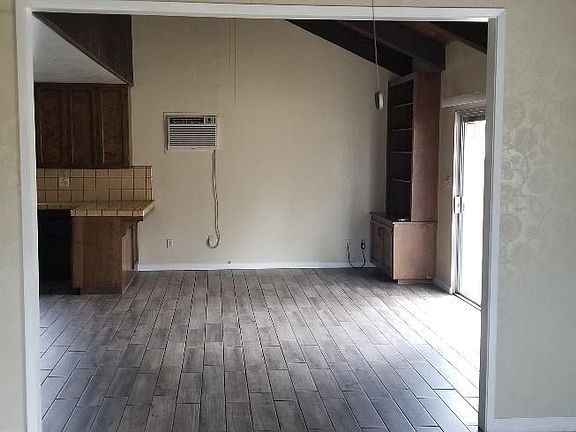 5th image of 2042 Kenway Ct