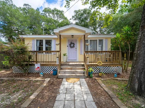 815 Oakridge Rd, Fort Walton Beach, FL 32547