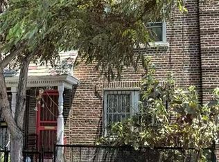 29 Veronica Pl, Brooklyn, NY 11226