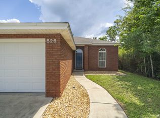 826 E 24th St, Lynn Haven, FL 32444