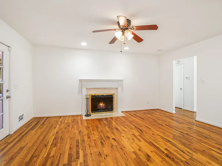 12027 Devilwood Dr — Photo 7