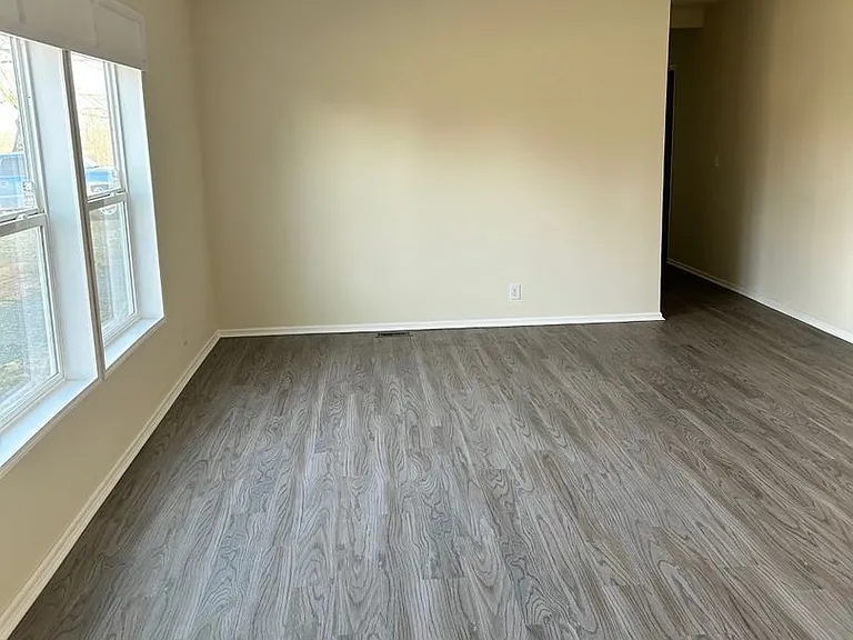 7420 Guide Meridian — Photo 15