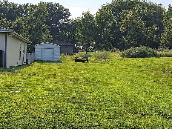 5th image of 130 NW 181st Rd