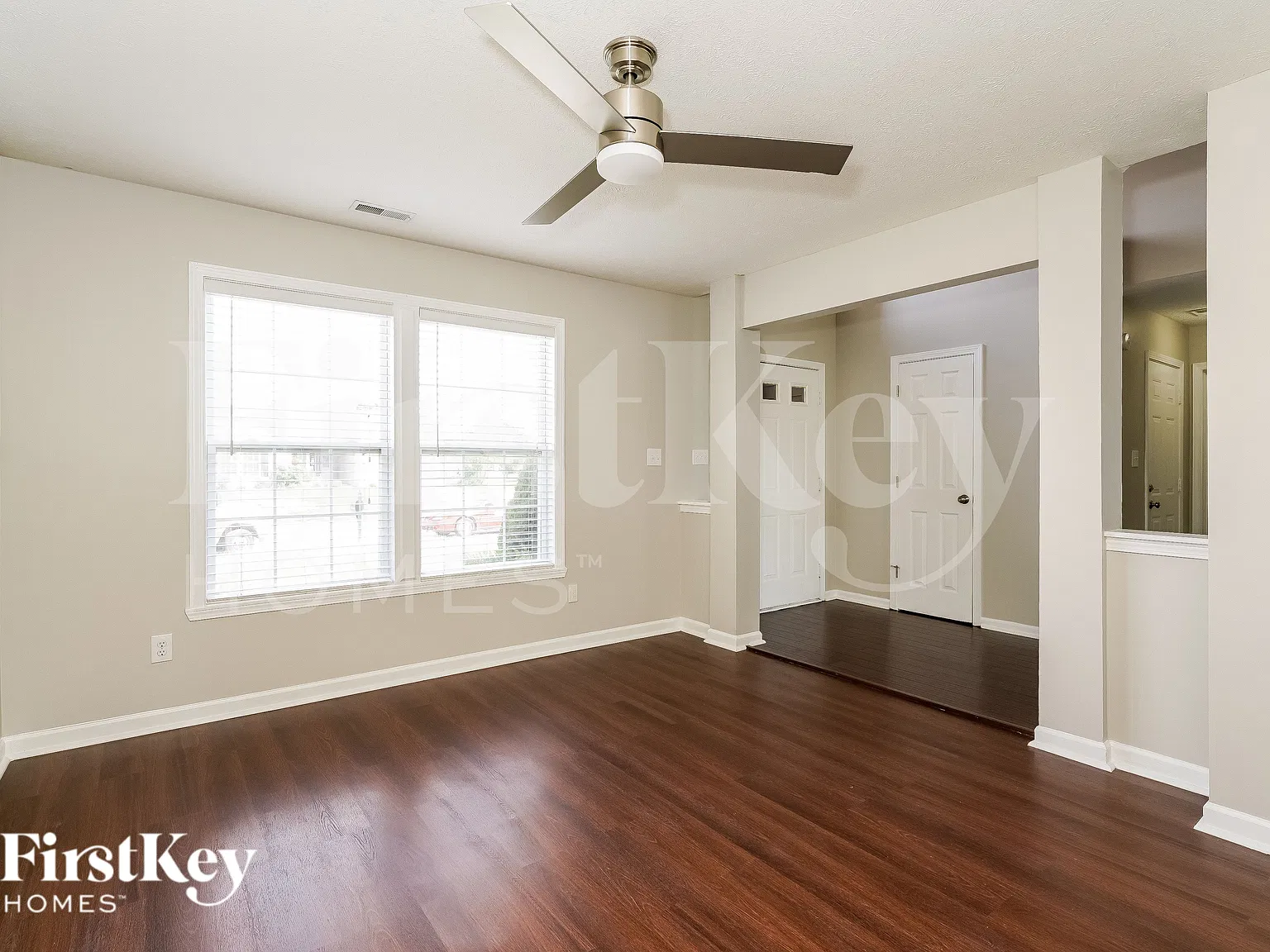 4 bed, 2.5 bath, 1992 sqft, $2,335 — Photo 2