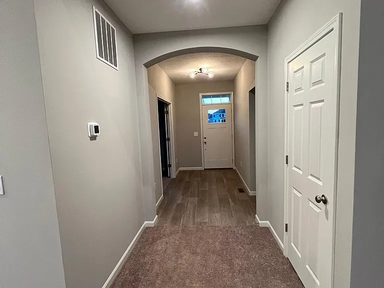 6976 Briarcliff Ct — Photo 15